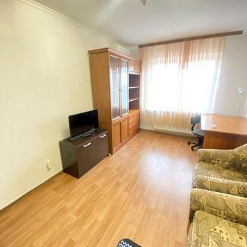 Юлії Здановської вул. (Ломоносова), 83-Г