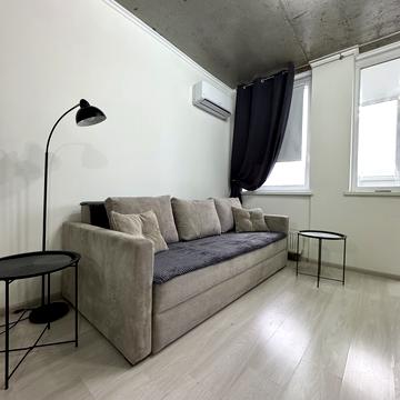 Академіка Заболотного вул., 15-Б