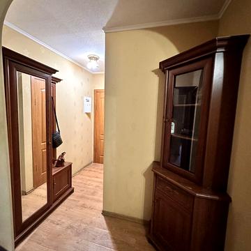 Майка Йогансена вул. (Лермонтовська), 38