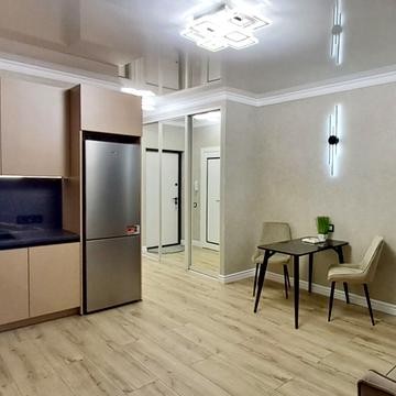 Центральна вул. (Мічуріна), (Будинок)