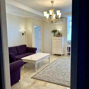 Вячеслава Чорновола вул., 27