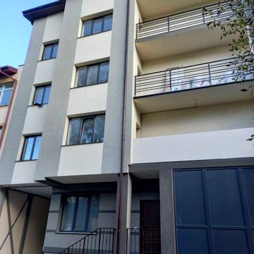 Куликівська вул., 15