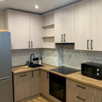 Приміська вул., 26