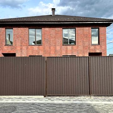 надажинська