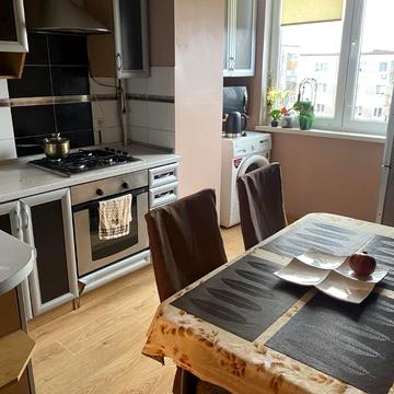 Опанаса Сластіона вул., 58