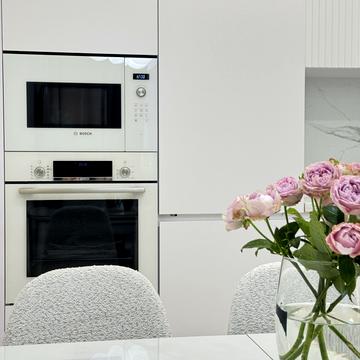 Олександра Олеся вул., 10