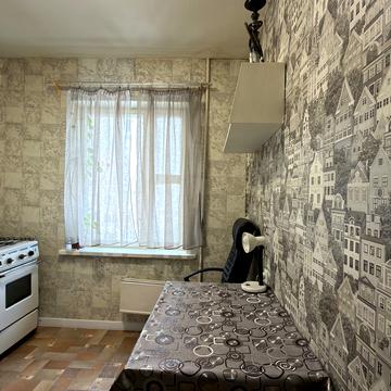 Олександра Махова вул. (Жолудєва), 1-Г