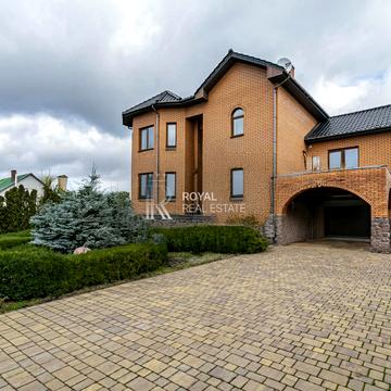 Петропавлівська вул.