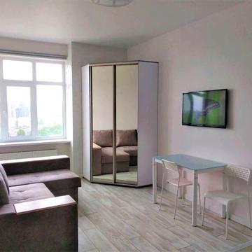 Євгена Коновальця вул. (Щорса), 36-Е