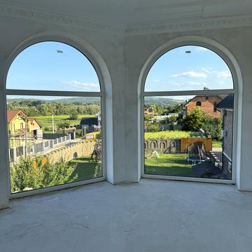 Данила Галицького вул., 67