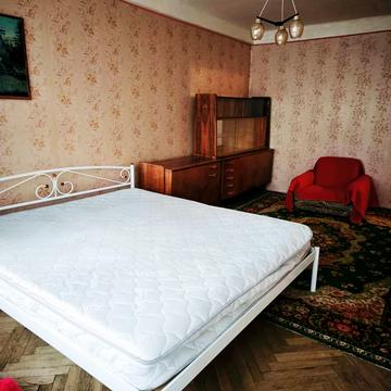 Русанівський бульв., 5