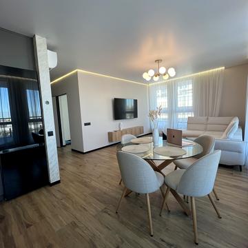 Зелена вул., (Будинок 6)