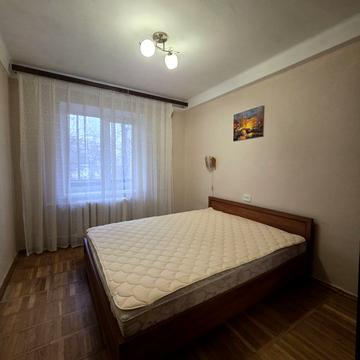 Борщагівська вул., 10-А