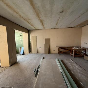 Дмитра Коряка вул., 5