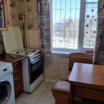 Мілютенка вул., 46