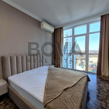 Андрія Верхогляда вул. (Михайла Драгомирова), 16