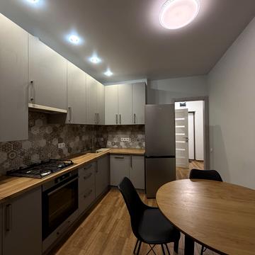 Трускавецька вул., (Будинок А)