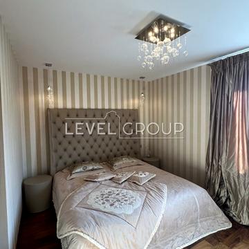 Старонаводницька вул., 4