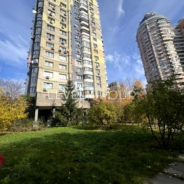 Старонаводницька вул., 4