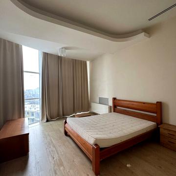 Гетьмана Сагайдачного бульв. (Лідерсівський), 5