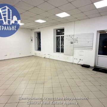 Івана Миколайчука вул., 9