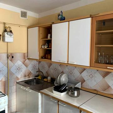 Івана Величковського вул., 36