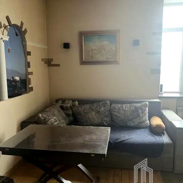 Валерія Лобановського просп. (Червонозоряний), 5