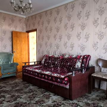 Ніжинська вул., 73