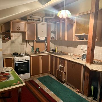 Пилипа Орлика вул., 11