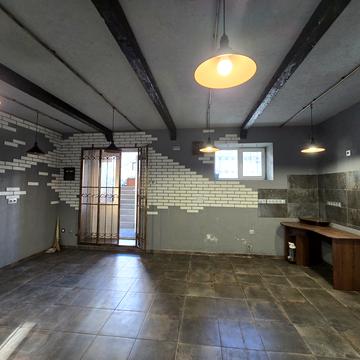 Ярослава Мудрого вул., 10/4