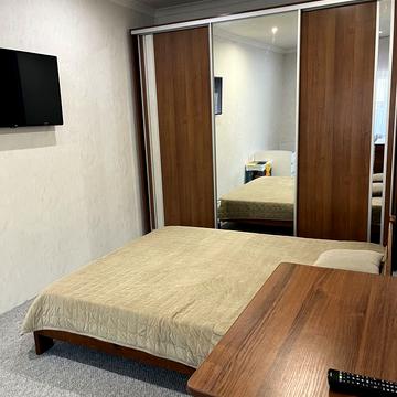 Олександра Бринжали вул. (Тешебаєва), 32