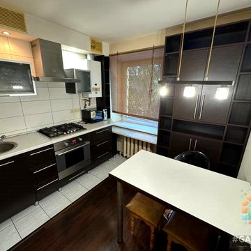 Науки просп. (Гагаріна), 125