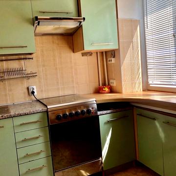 Кільцева вул., 2