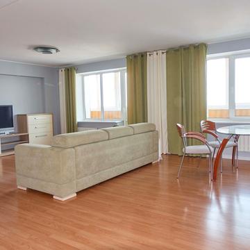 Оноре де Бальзака вул., 4