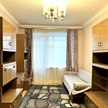 Андрія Головка вул., 27