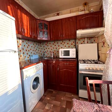 Вернигори вул., 18