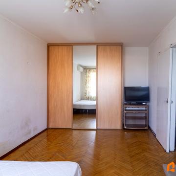 Пантелеймона Куліша вул. (Челябінська), 4