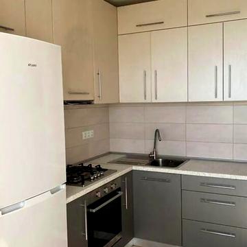 Любові Малої просп. (Постишева), 34