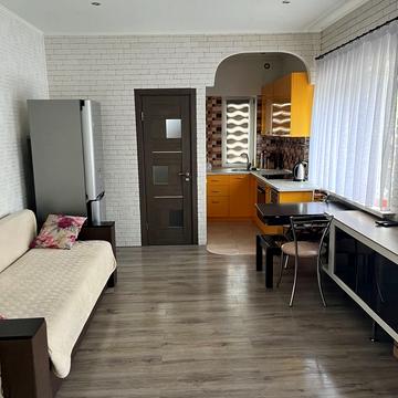 Олександра Бринжали вул. (Тешебаєва), 32