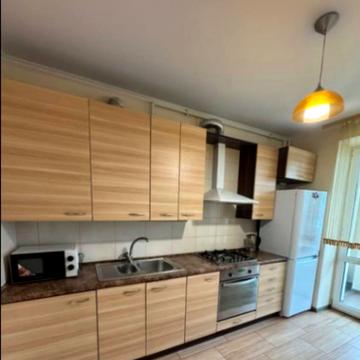 Карла Мікльоша вул., 7