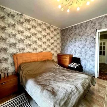 Ревуцького вул., 36/2