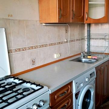 Вячеслава Чорновола вул., 30