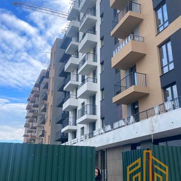 Олександра Богомольця вул., (KORONA)