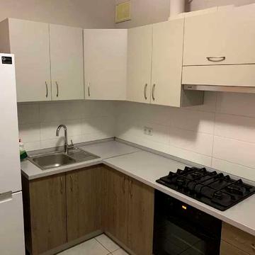 Миру вул., 9 кор.1