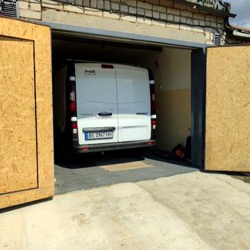 Айвазовського вул., 1а