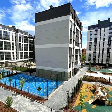 Олександра Довженка вул., (Будинок 13)