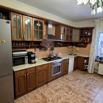 Котляри пров., 32