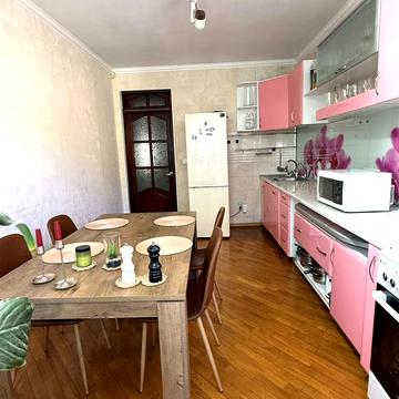 Леонтовича вул. (Бєлінського), 6б