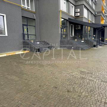 Івана Кожедуба вул., 3