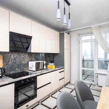 Пасічна вул., 14